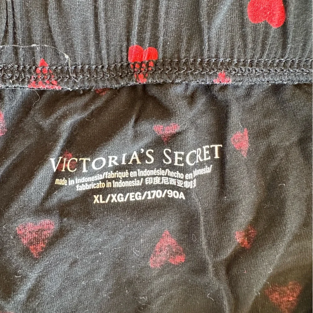 Victoria’s Secret Black & Red Hearts Button Down Modal Short Pajama Sleep Set XL - Picture 11 of 13